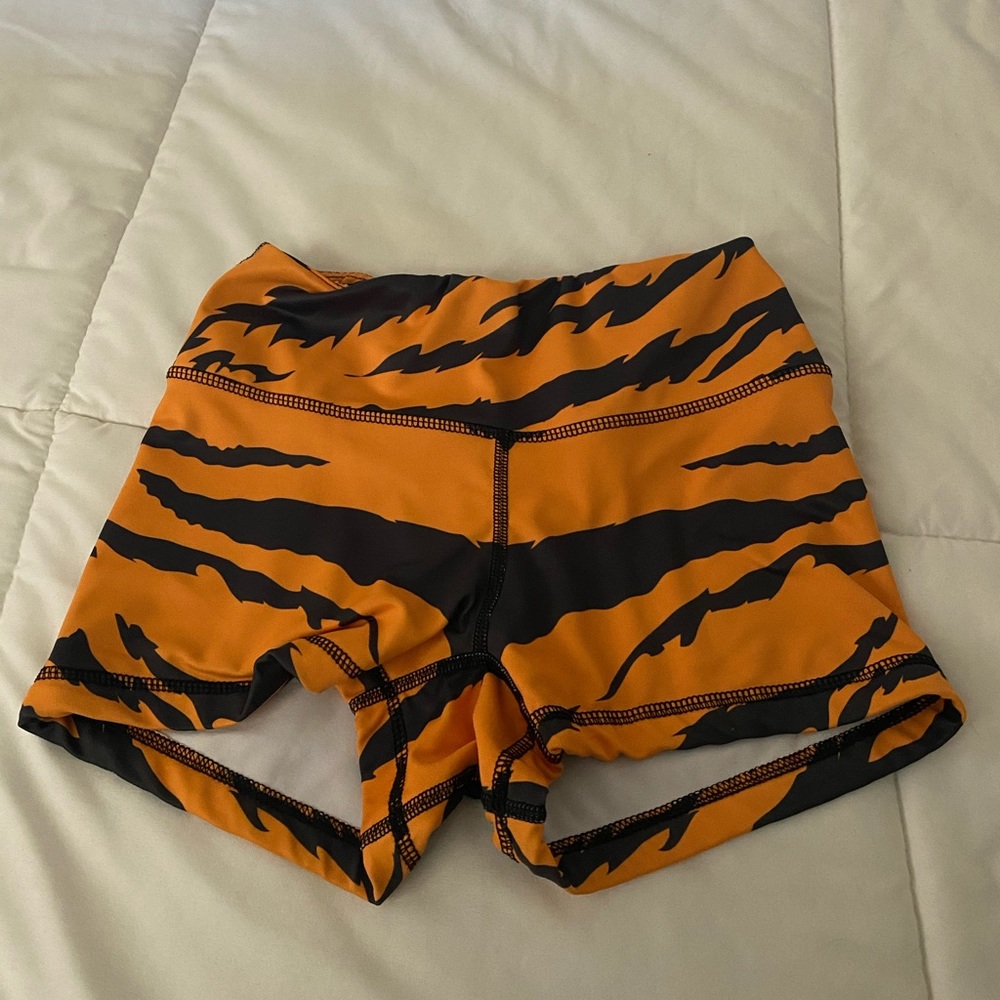 Barbell cartel Gym shorts